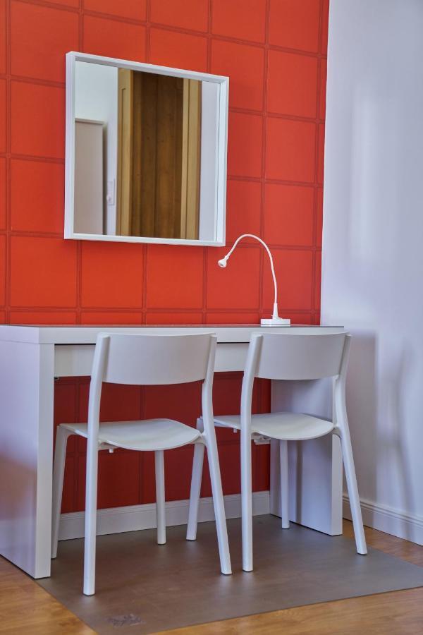 Nanirol Apartment At Gellert Bath Budapeste Exterior foto