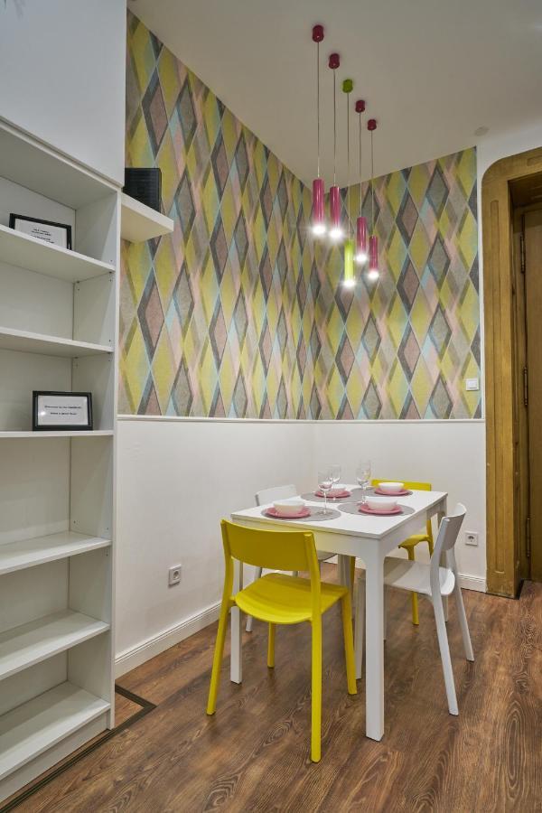 Nanirol Apartment At Gellert Bath Budapeste Exterior foto