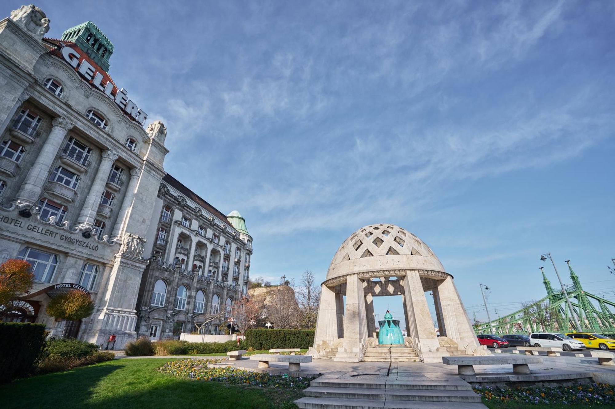 Nanirol Apartment At Gellert Bath Budapeste Exterior foto